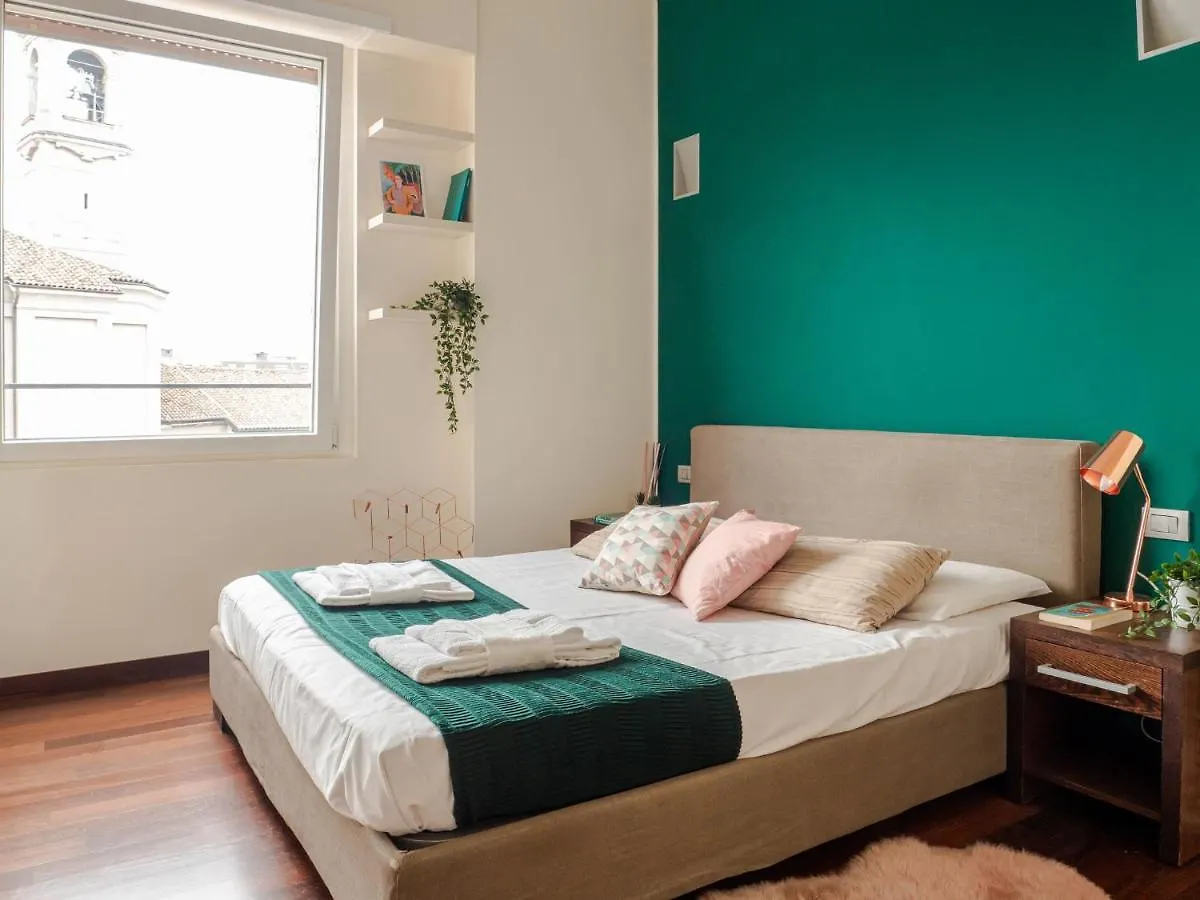 The Best Rent - Bright Two Rooms Apartment Near Cattolica University Milan