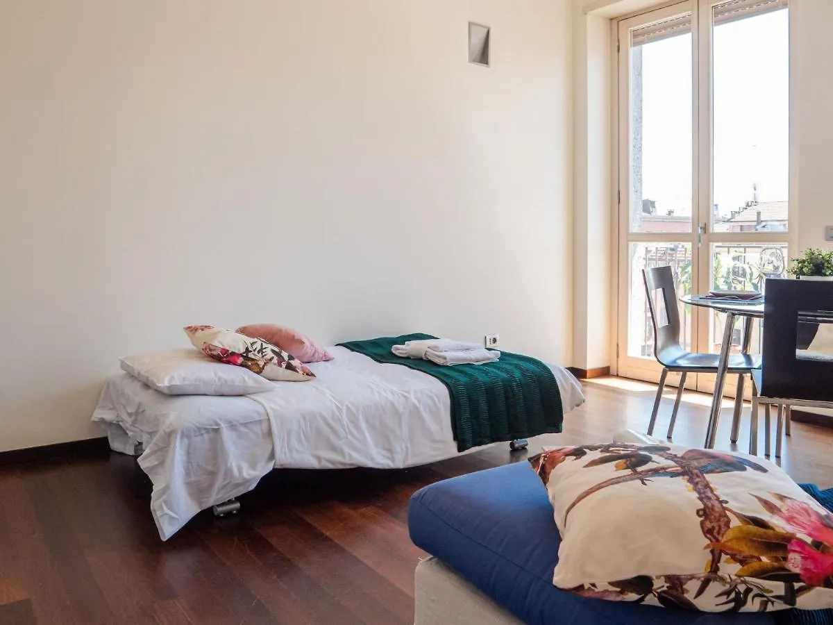 The Best Rent - Bright Two Rooms Apartment Near Cattolica University Milan Italy